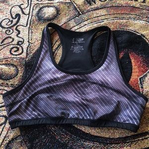 Used Her Universe Black widow sports bra XL